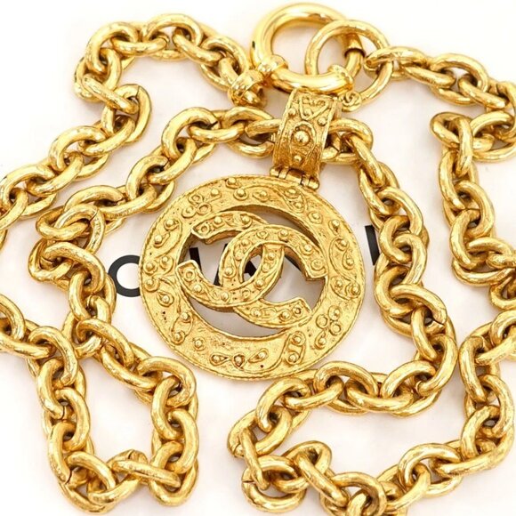 CHANEL CC Logo Round Vintage Necklace 26" Gold Tone 94A Auth e1123-1 - Picture 1 of 7
